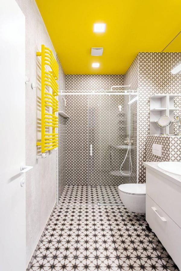 Happy Inn Vip, Self Check-In-24X7, A-C, Parking-In-The-Underground-Garage Vilnius Ngoại thất bức ảnh